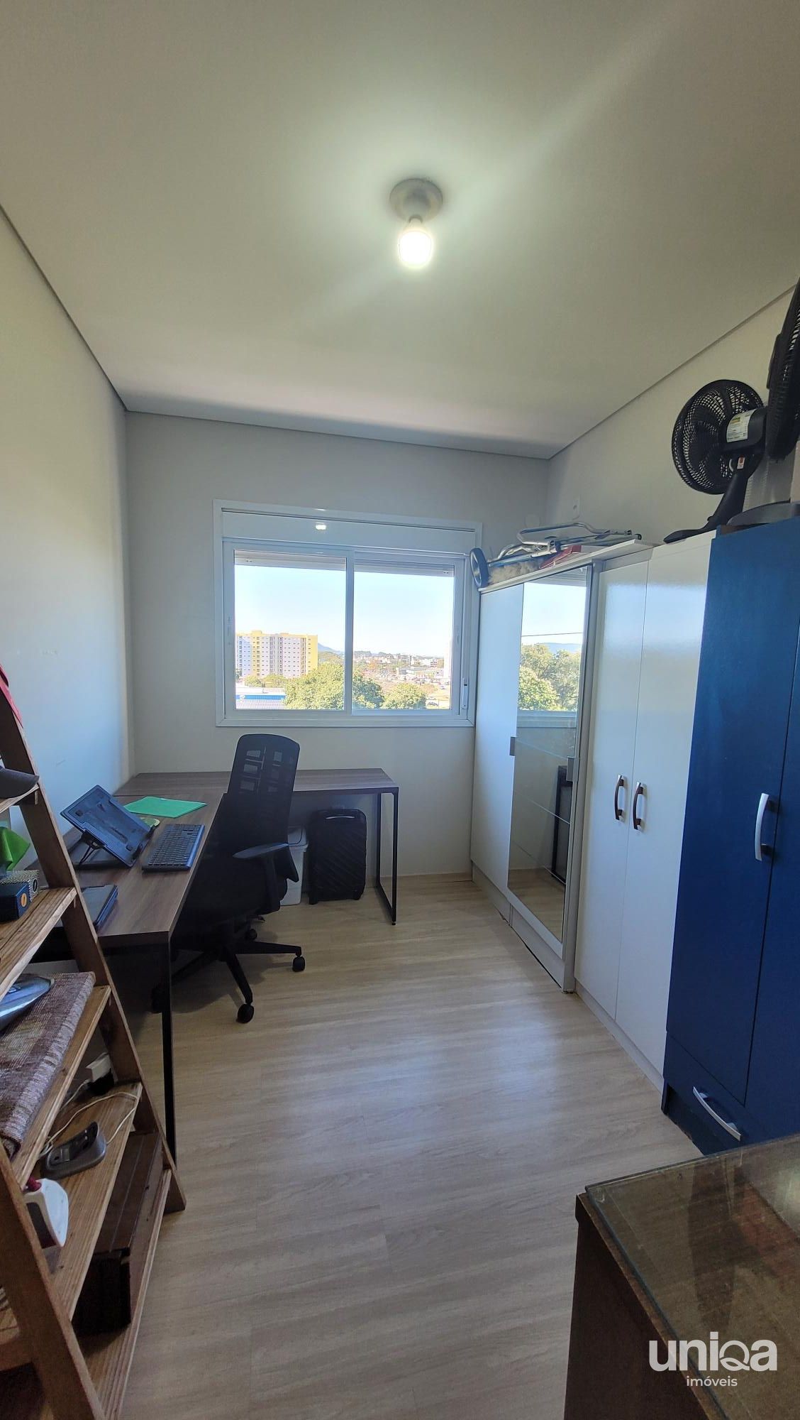 Apartamento 02 Dormitórios Semi-mobiliado para venda em camobi ed Vila di Fiori
