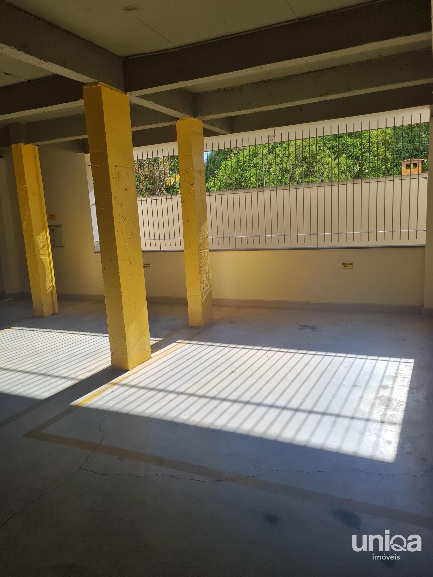 Apto para venda 2 dormitórios suíte elevador Garagem Res Schio bairro Fátima