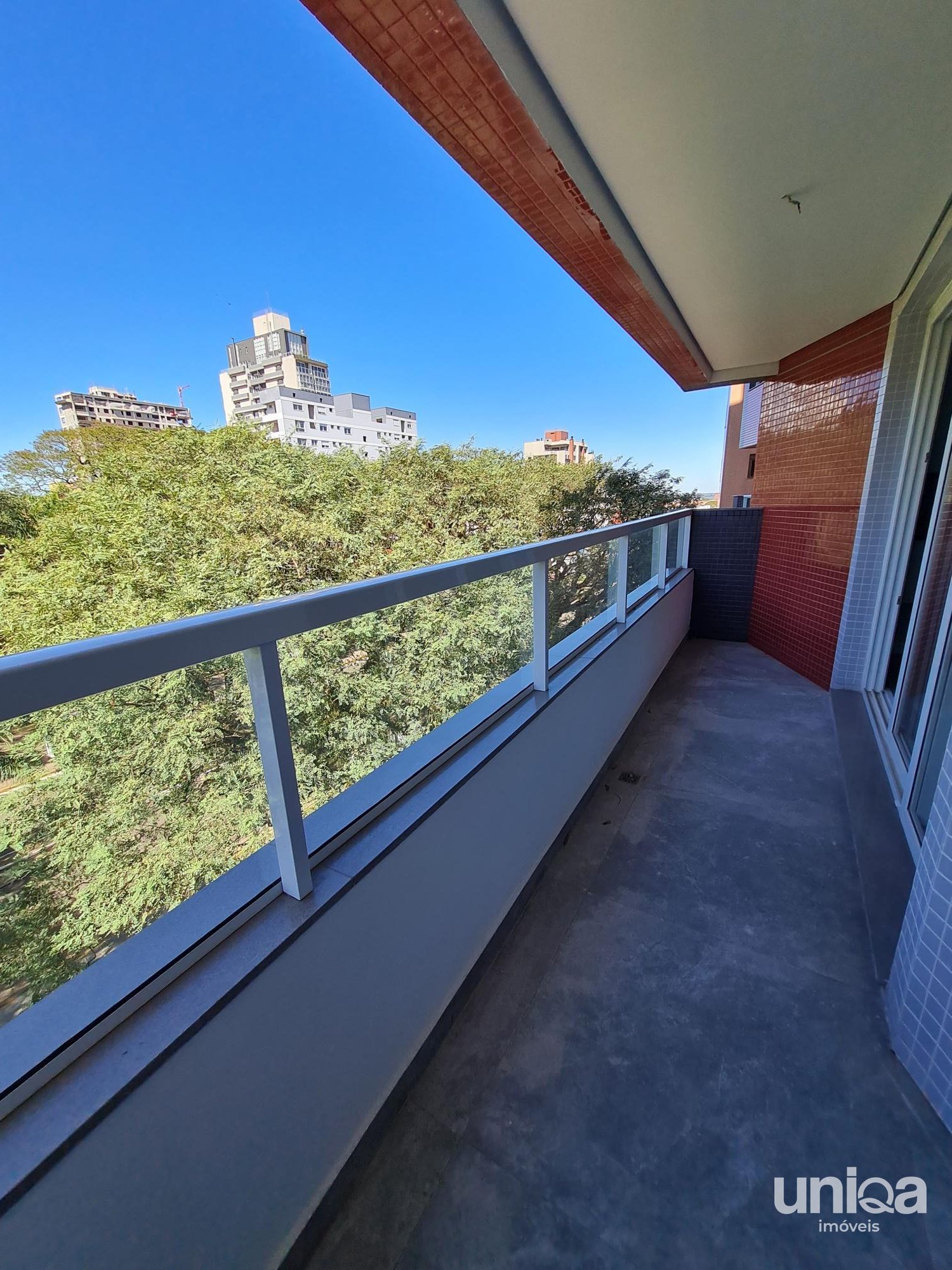 Apartamento 03 suítes a venda no centro de Santa Maria no ed Castro Alves
