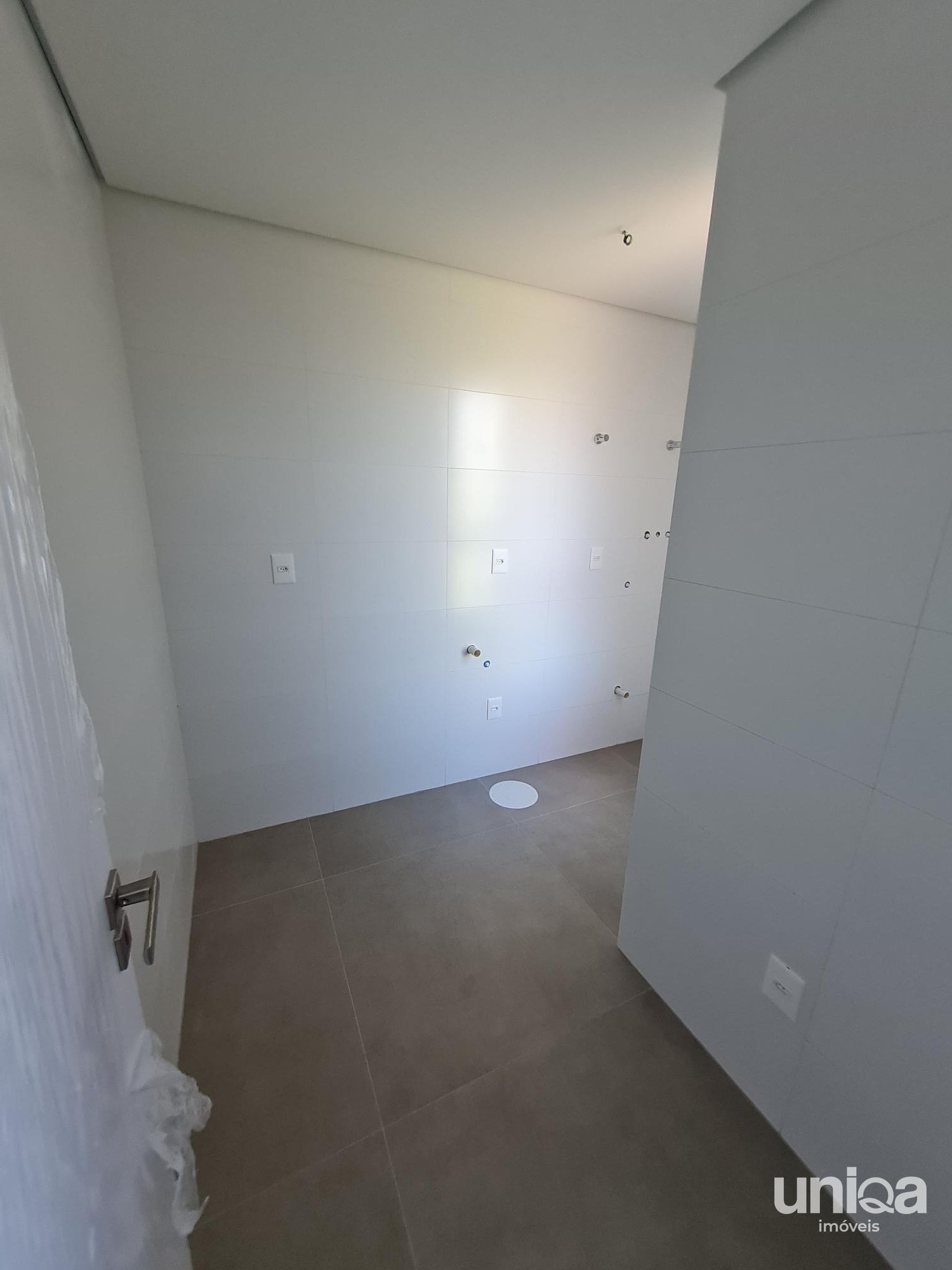 Apartamento 03 suítes a venda no centro de Santa Maria no ed Castro Alves