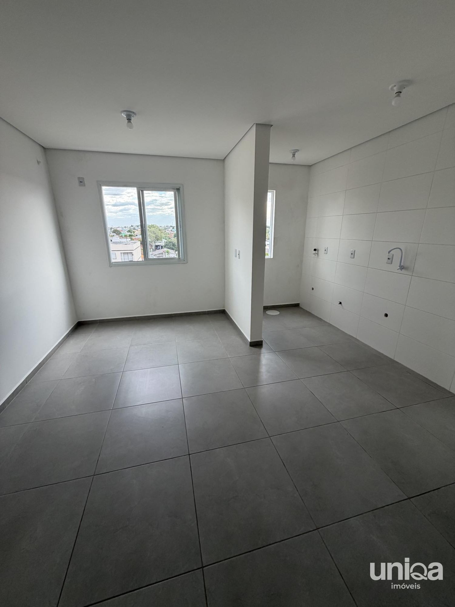 Apto 01 quartos elevador e garagem no ed Vulcano em camobi