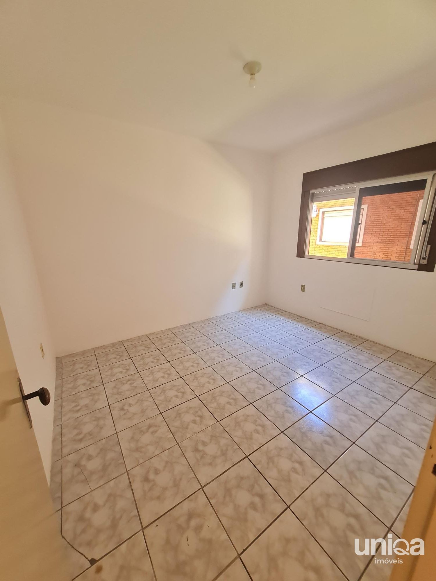 Apartamento 02 dormitórios com garagem para venda no Residencial Arco Verde