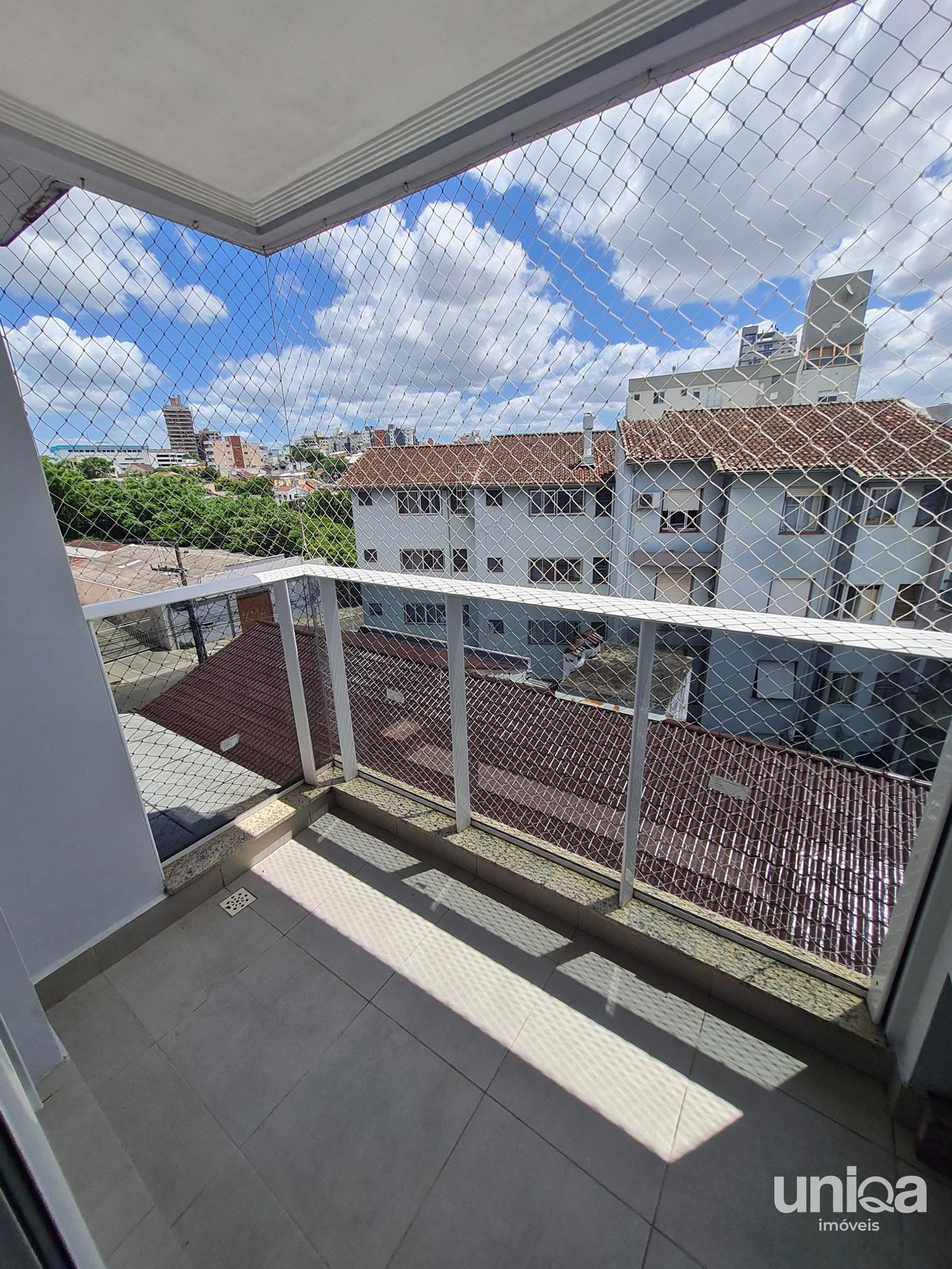 Vendo Apto 2dorm Suíte Sacada Churrasqueira Elevador Garagem ed Palazzo Hubner
