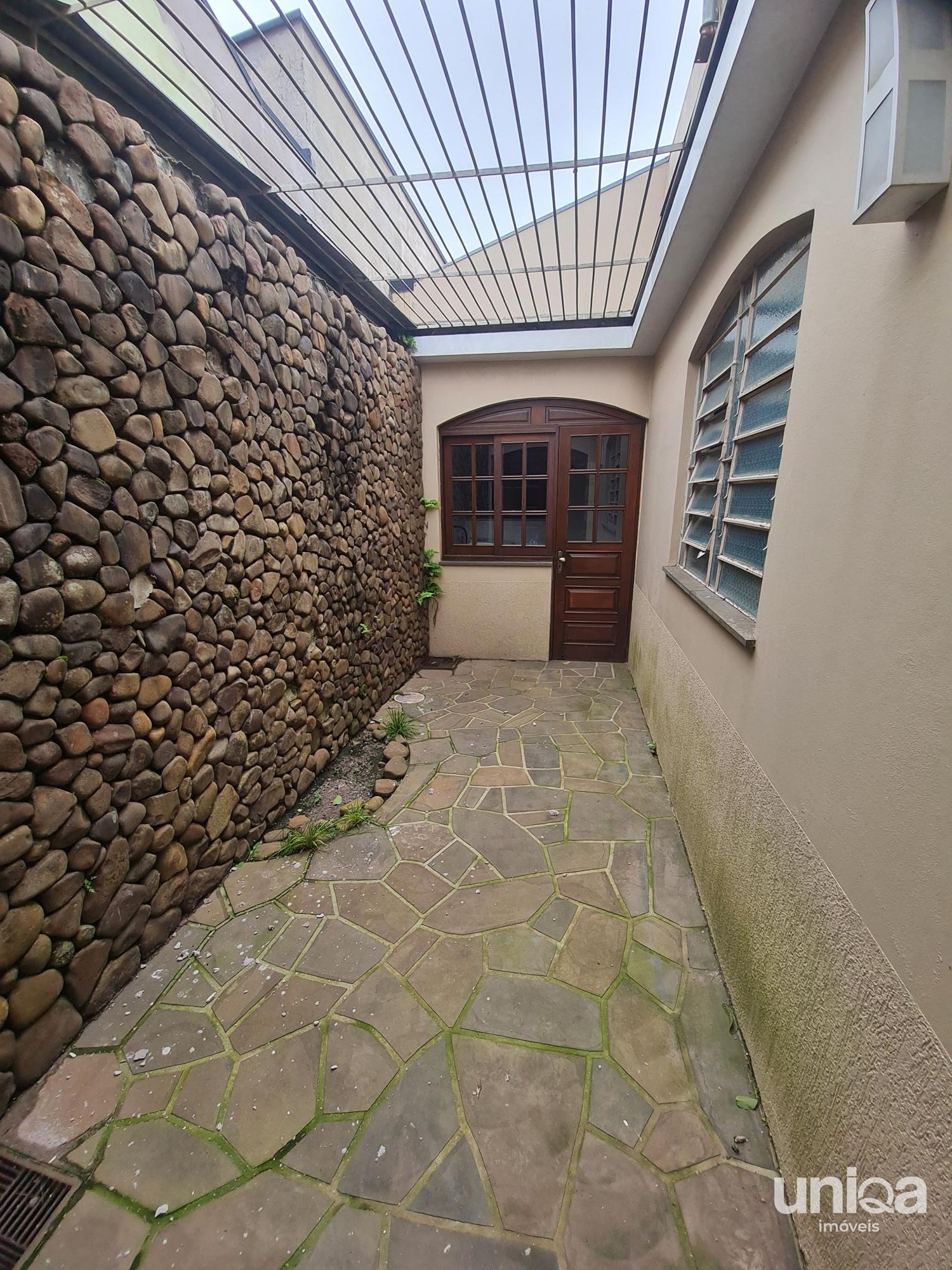 Casa 208m2 para venda no bairro camobi em Santa Maria RS próximo UFSM