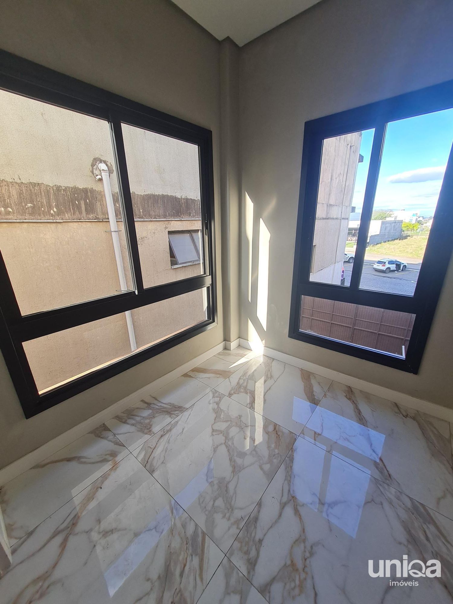 Sala comercial 35,89m2 para venda ou locação em camobi