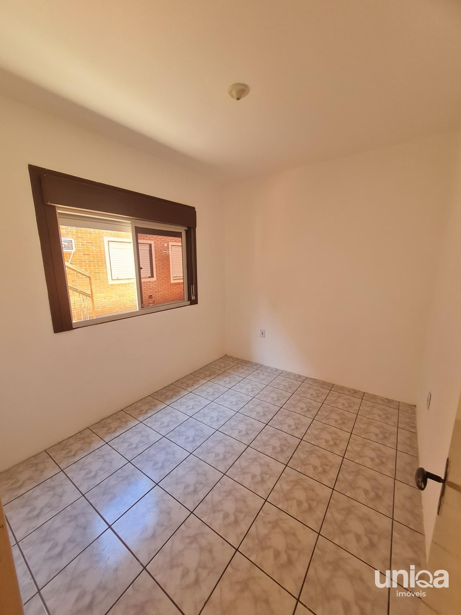 Apartamento 02 dormitórios com garagem para venda no Residencial Arco Verde