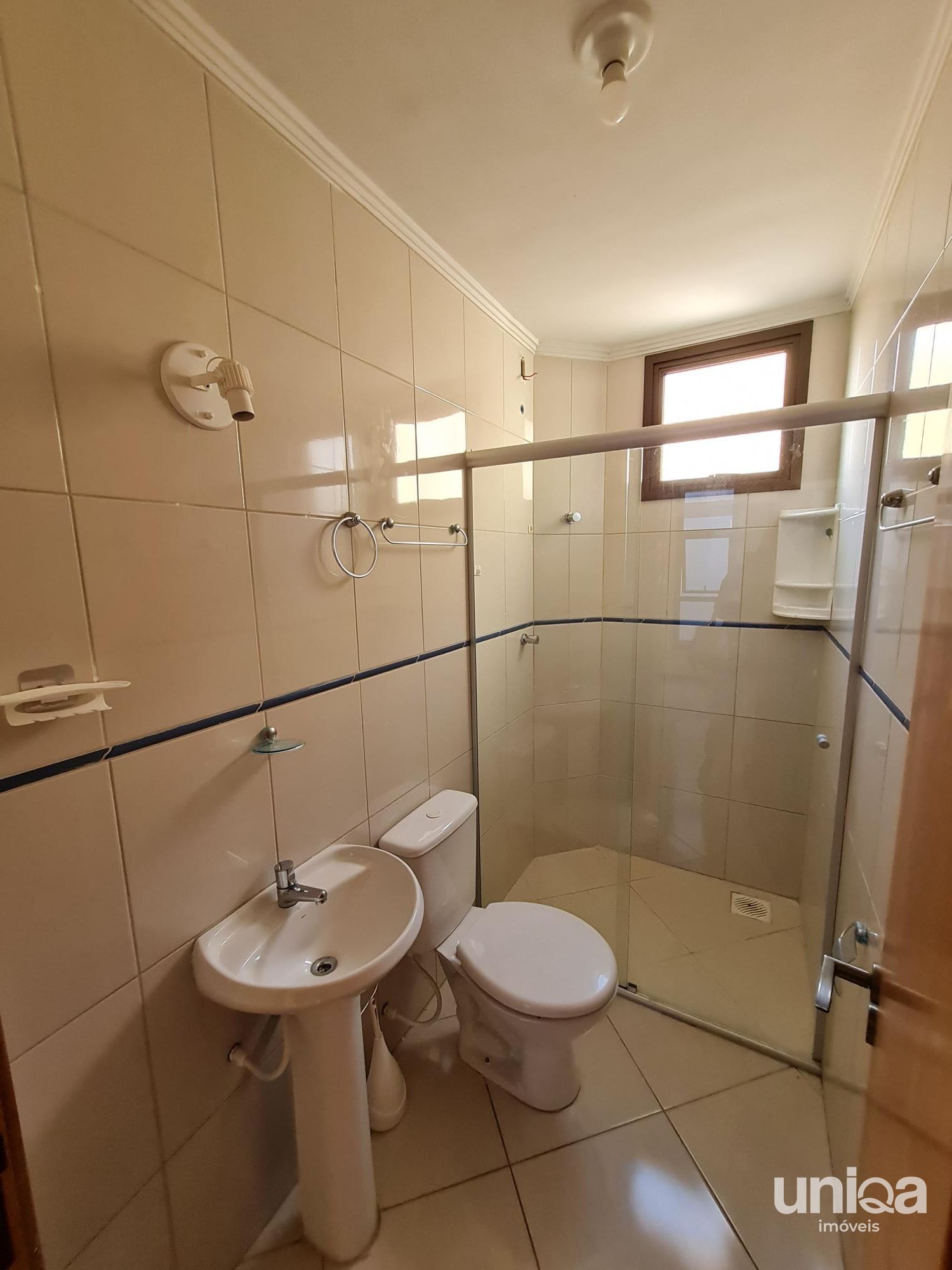 Apartamento 01 Dormitório para venda com sacada churrasqueira e garagem em Santa