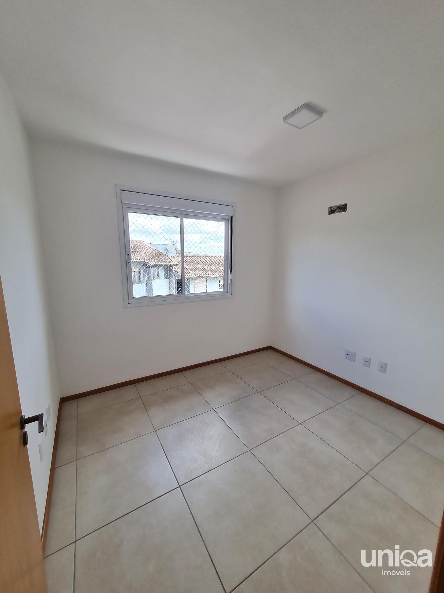 Vendo Apto 2dorm Suíte Sacada Churrasqueira Elevador Garagem ed Palazzo Hubner