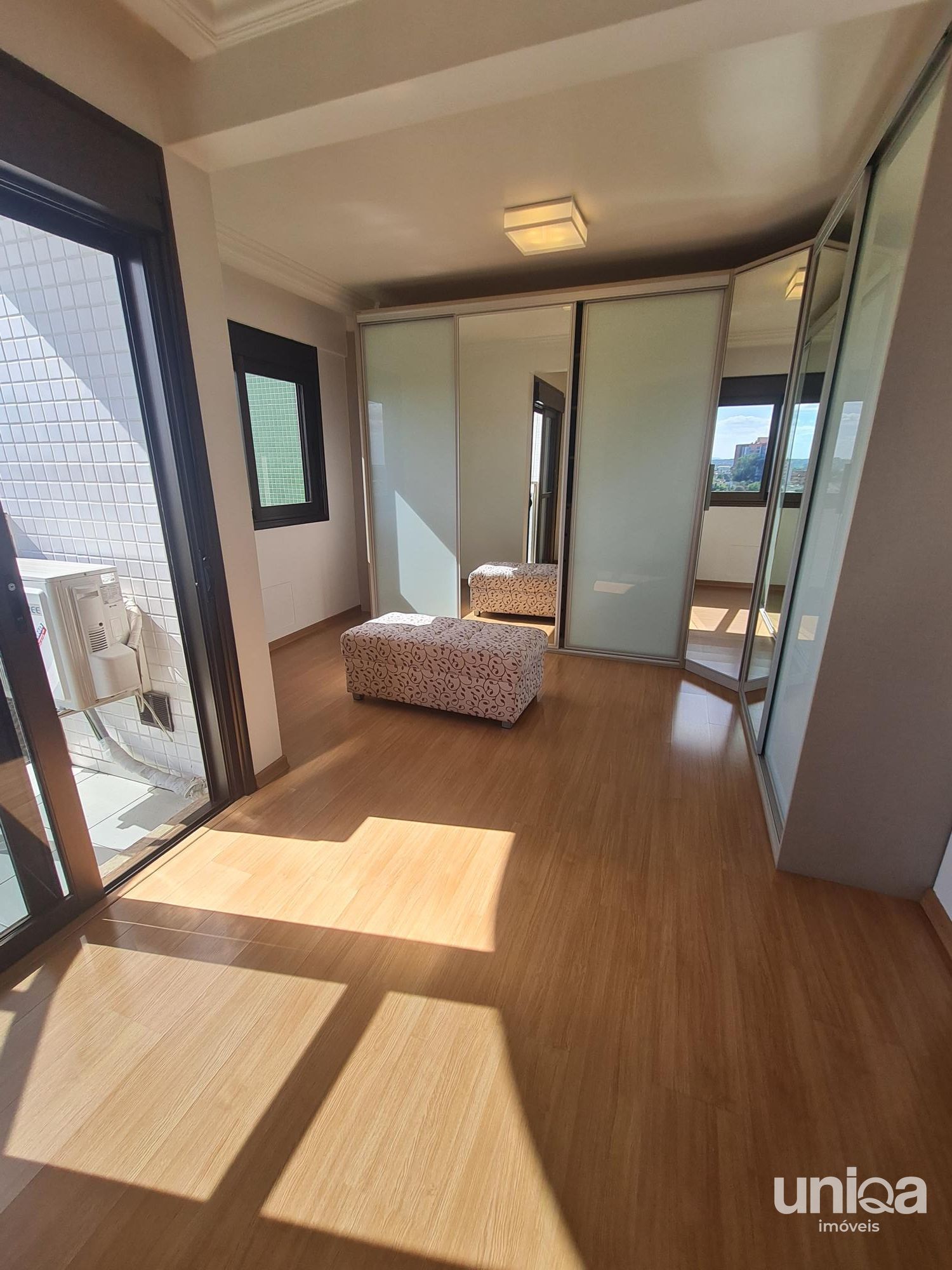 Apartamento 03 suítes alto padrão Bairro Medianeira ed Verdes Mares