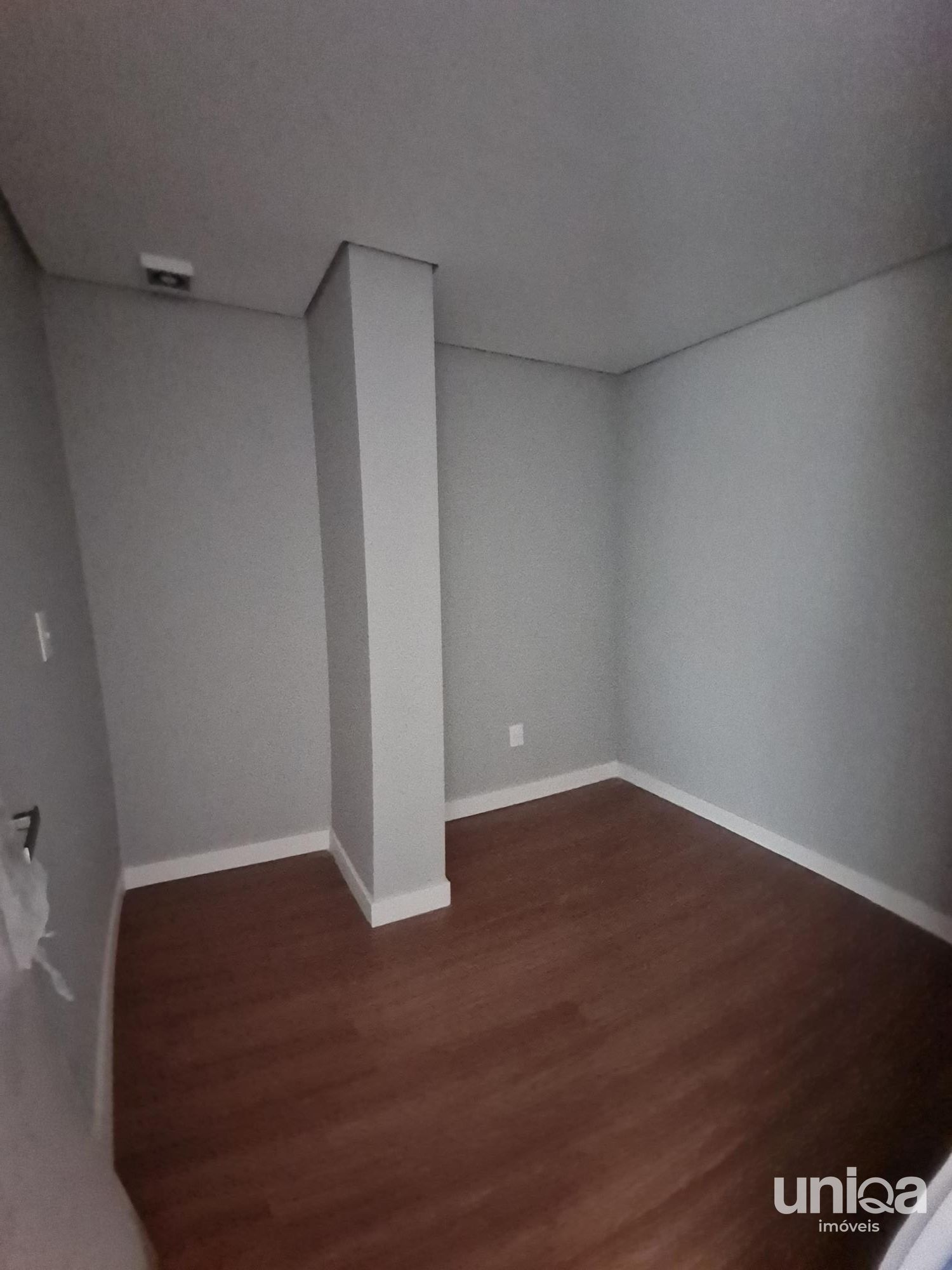 Apartamento 03 suítes a venda no centro de Santa Maria no ed Castro Alves