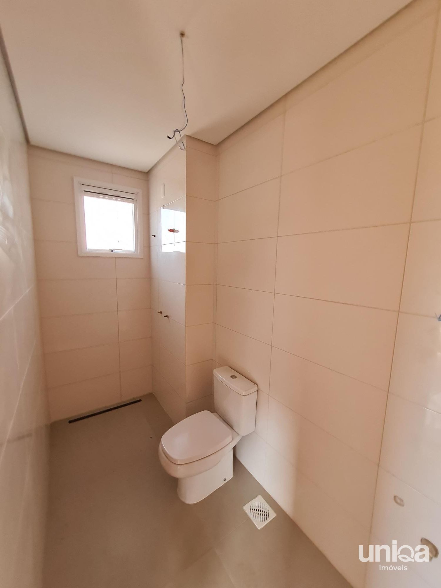 Apartamento 03 dormitórios Suíte Lareira Churrasqueira Garagem próximo ao Riachu