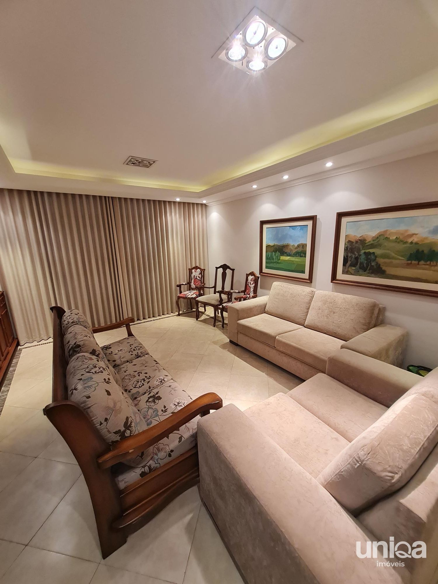 Casa térrea para venda 04 dormitórios 354m2 no bairro Nossa Senhora de Lourdes