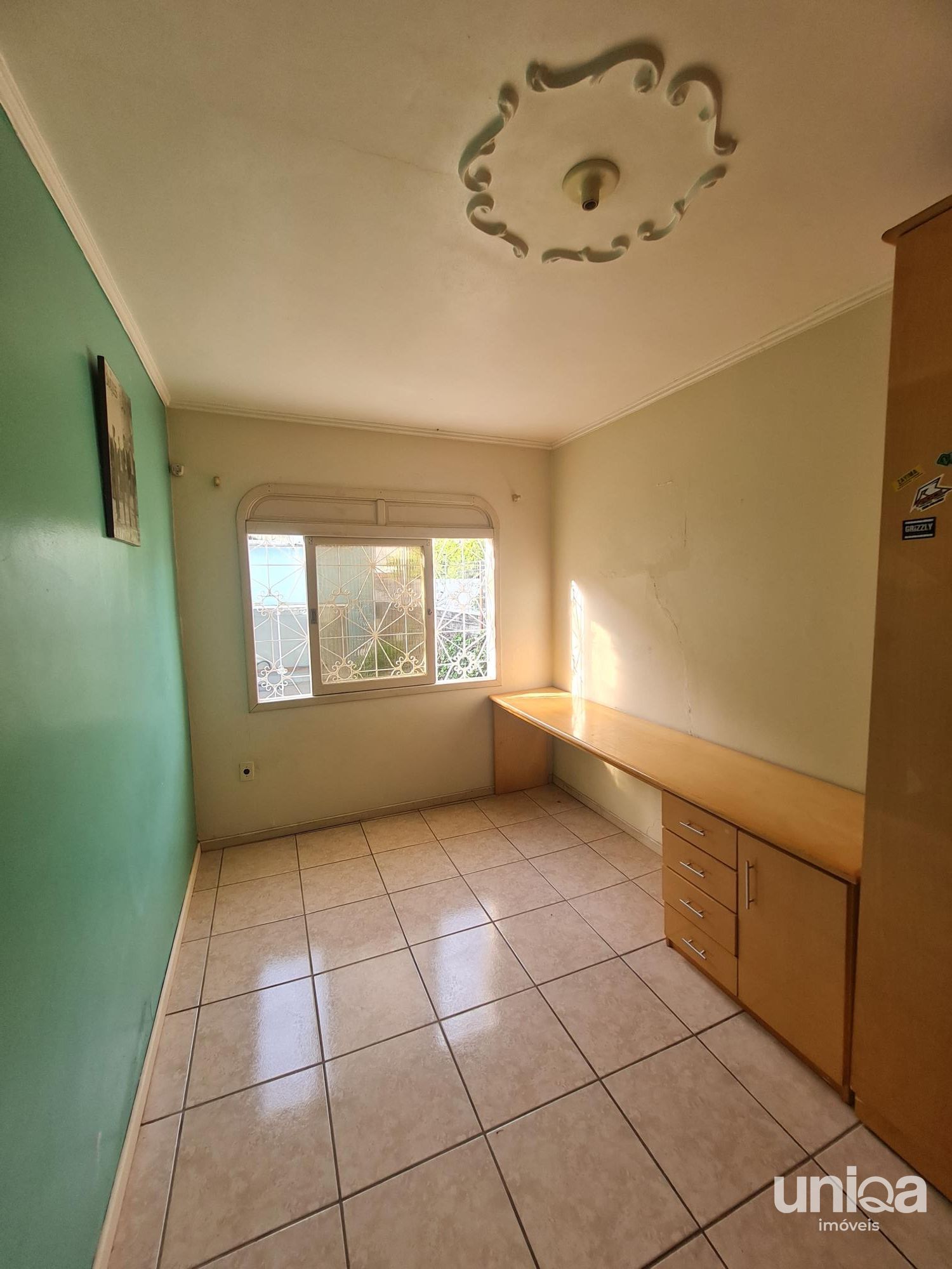 Casa térrea para venda com Energia Solar Piscina no Bairro Duque de Caxias
