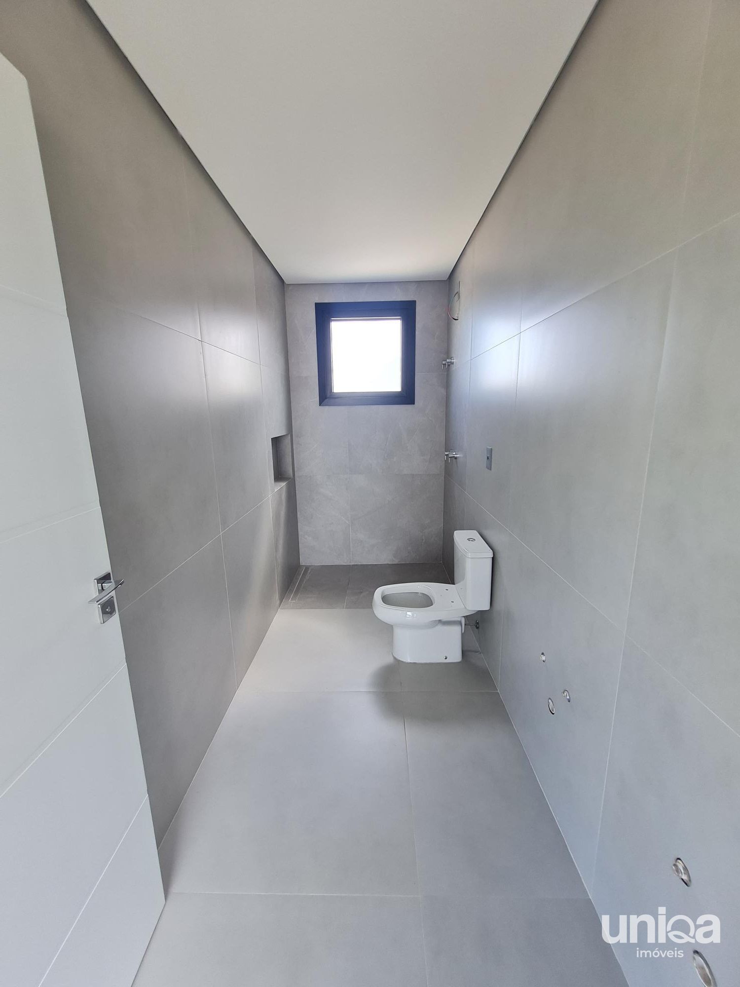 Casa nova 3 suítes + escritório térreo Cond Viareggio em Camobi Santa Maria