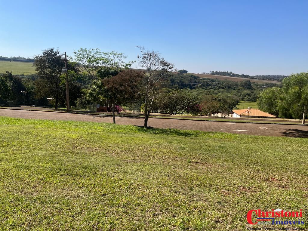 Lote/Terreno de 1500m² no bairro Jardim Guaporé, em Ourinhos | Eu Corretor