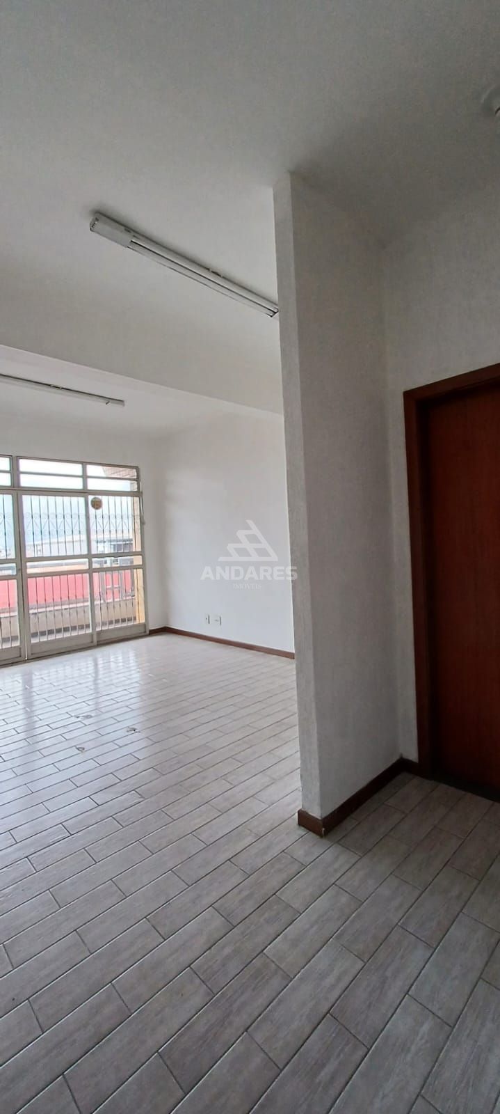 Loja-Salão para alugar com 1 quarto, 32m² - Foto 3