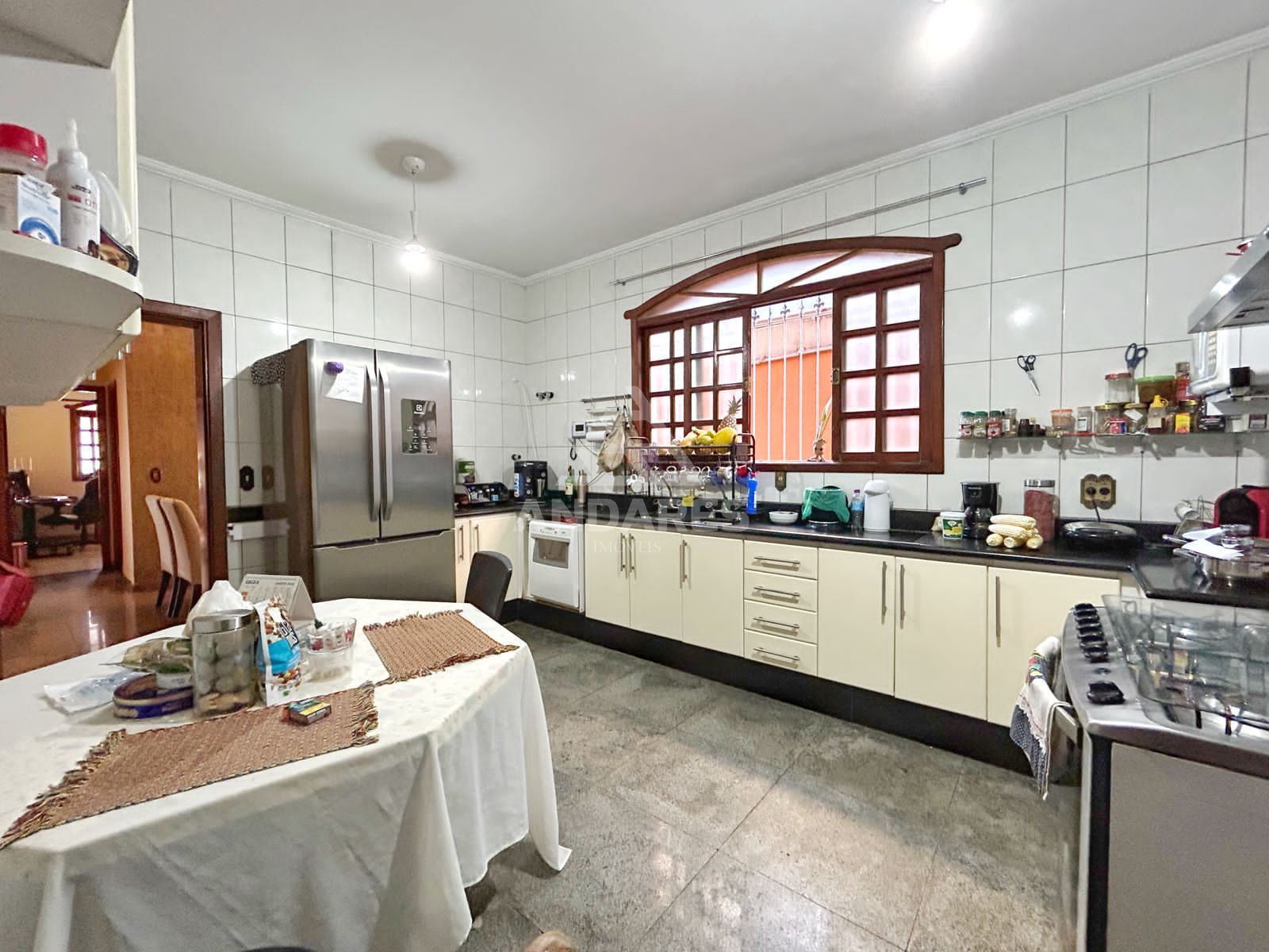 Casa à venda com 4 quartos, 360m² - Foto 11