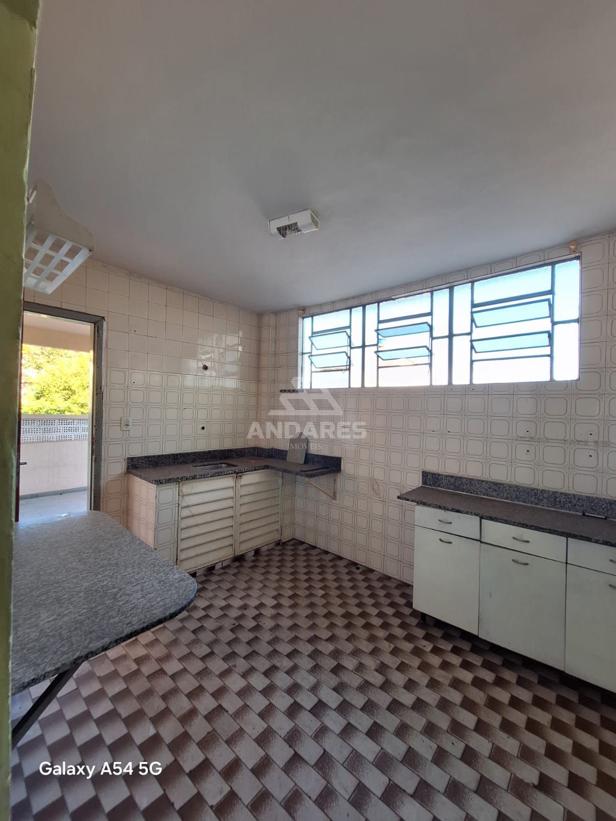 Casa à venda com 3 quartos, 360m² - Foto 11