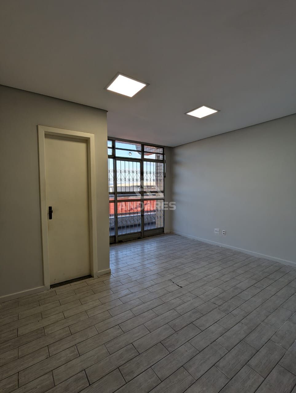 Loja-Salão para alugar com 1 quarto, 360m² - Foto 1