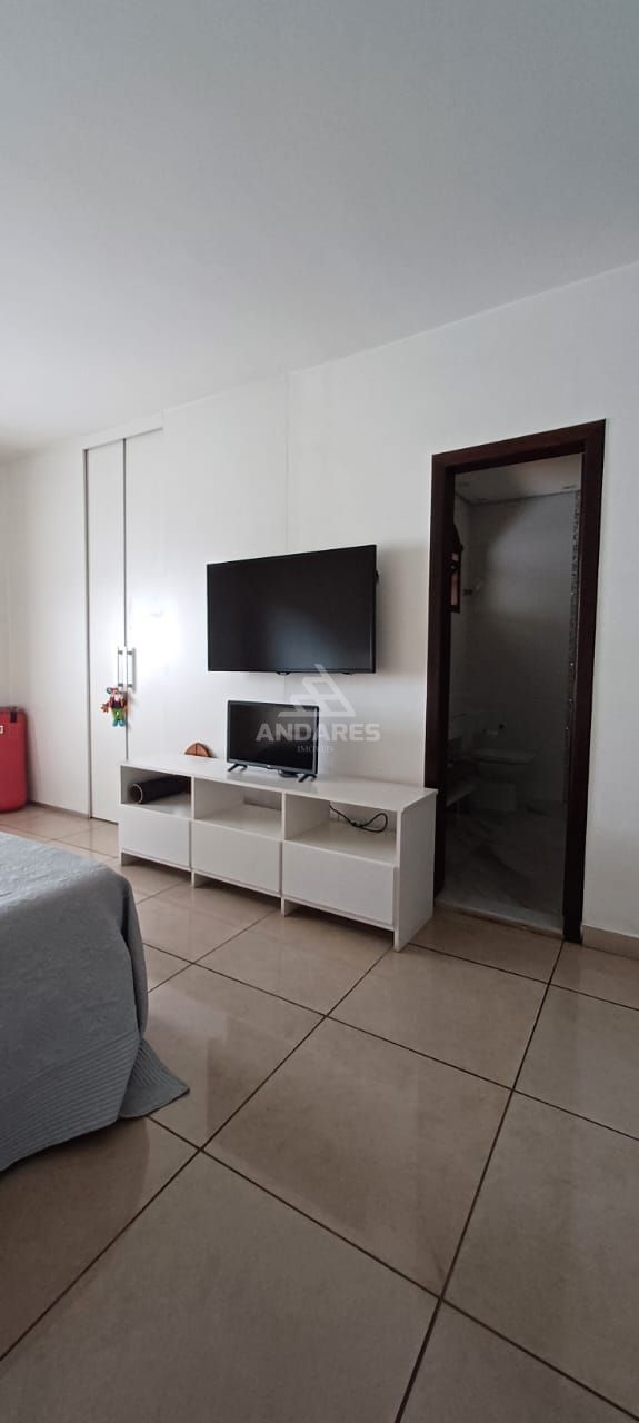 Casa à venda com 3 quartos, 360m² - Foto 22