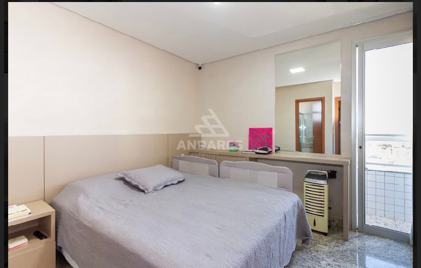 Apartamento à venda com 3 quartos, 174m² - Foto 17