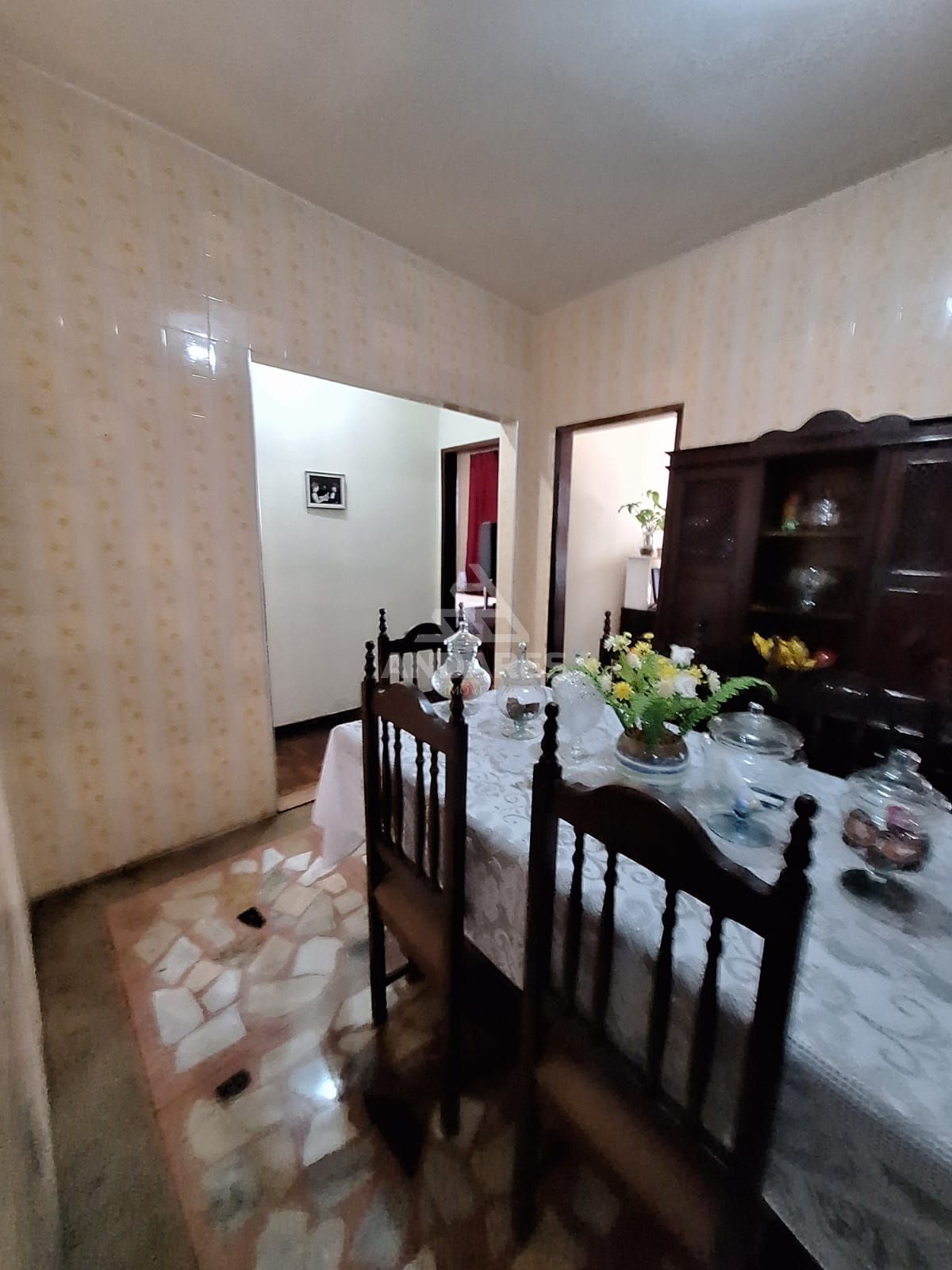 Casa à venda com 3 quartos, 360m² - Foto 4