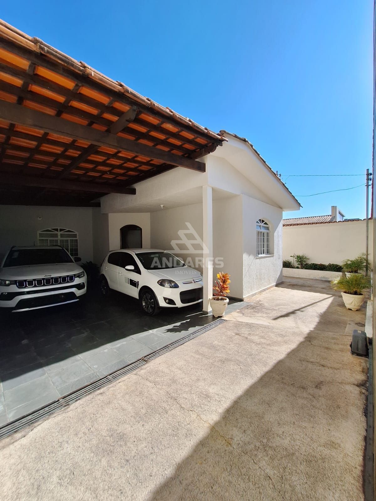 Casa à venda com 2 quartos, 360m² - Foto 5