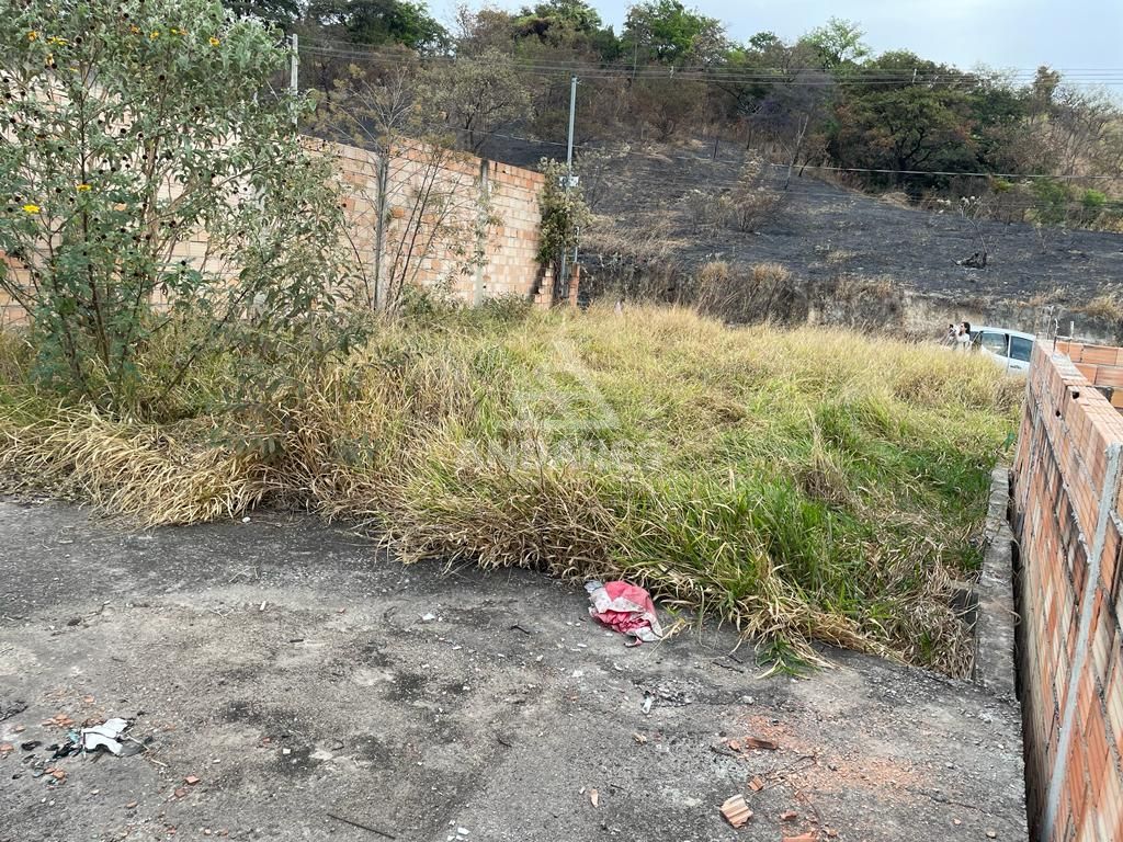 Terreno à venda, 200m² - Foto 5