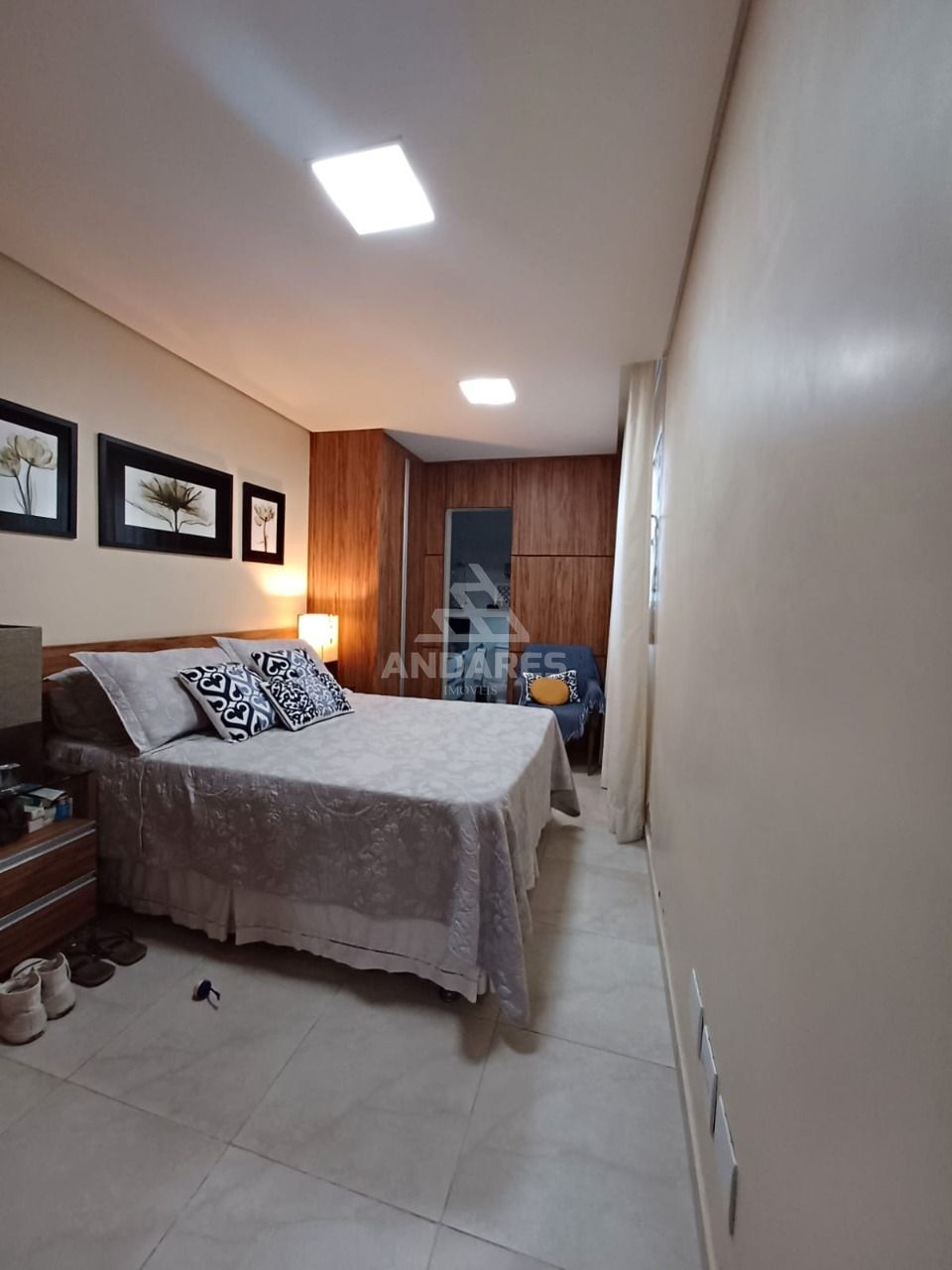 Casa à venda com 3 quartos, 150m² - Foto 11