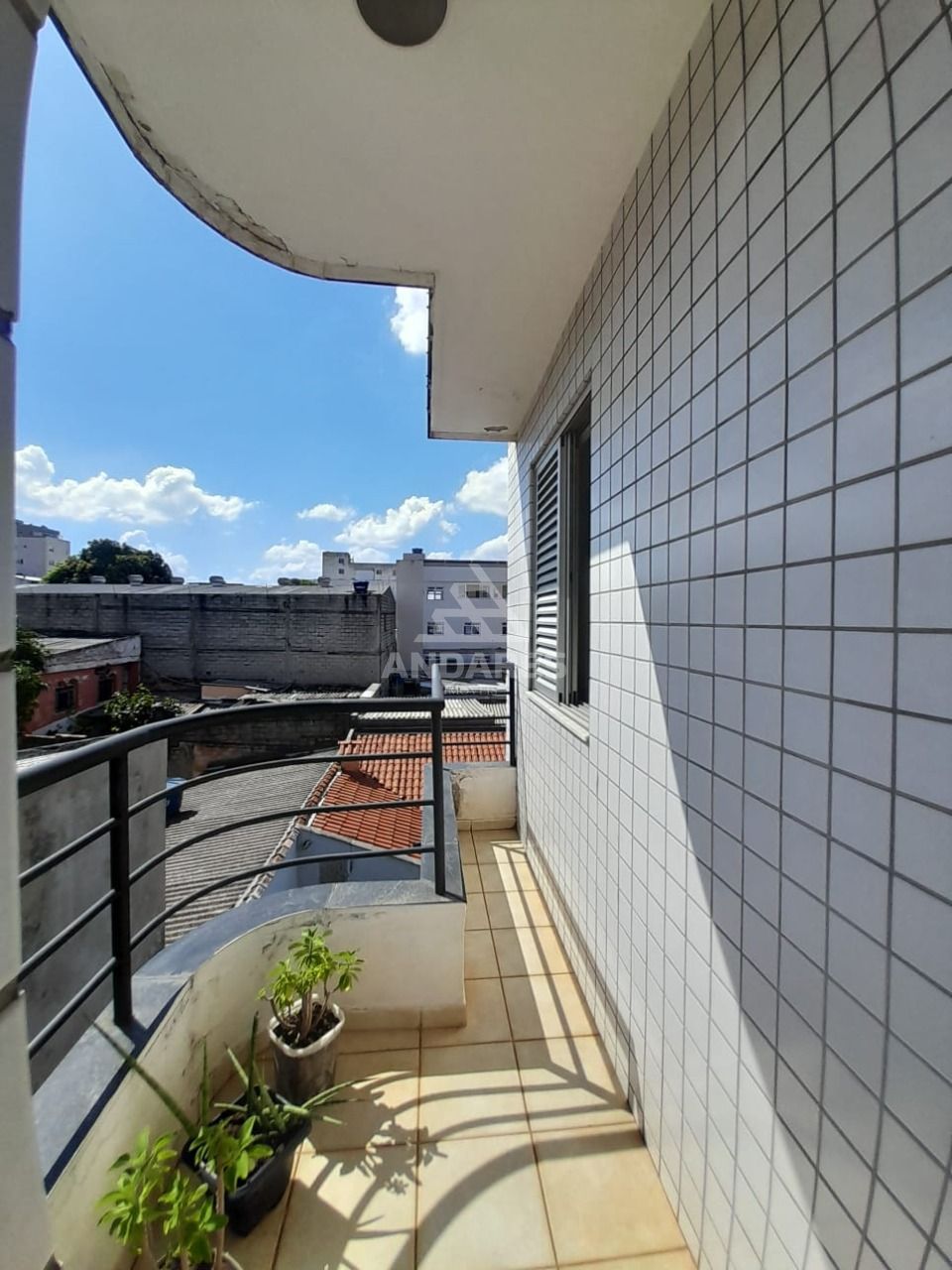 Apartamento à venda com 3 quartos, 180m² - Foto 1