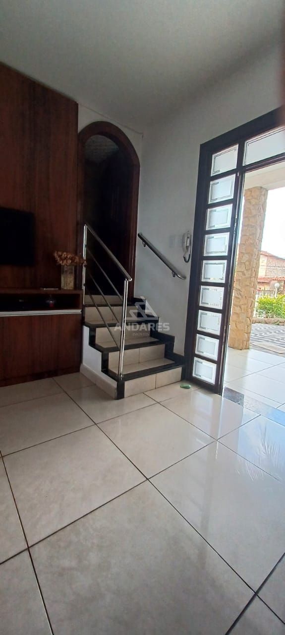 Casa à venda com 3 quartos, 360m² - Foto 6