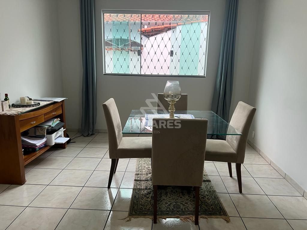 Casa, 3 quartos, 325 m² - Foto 8