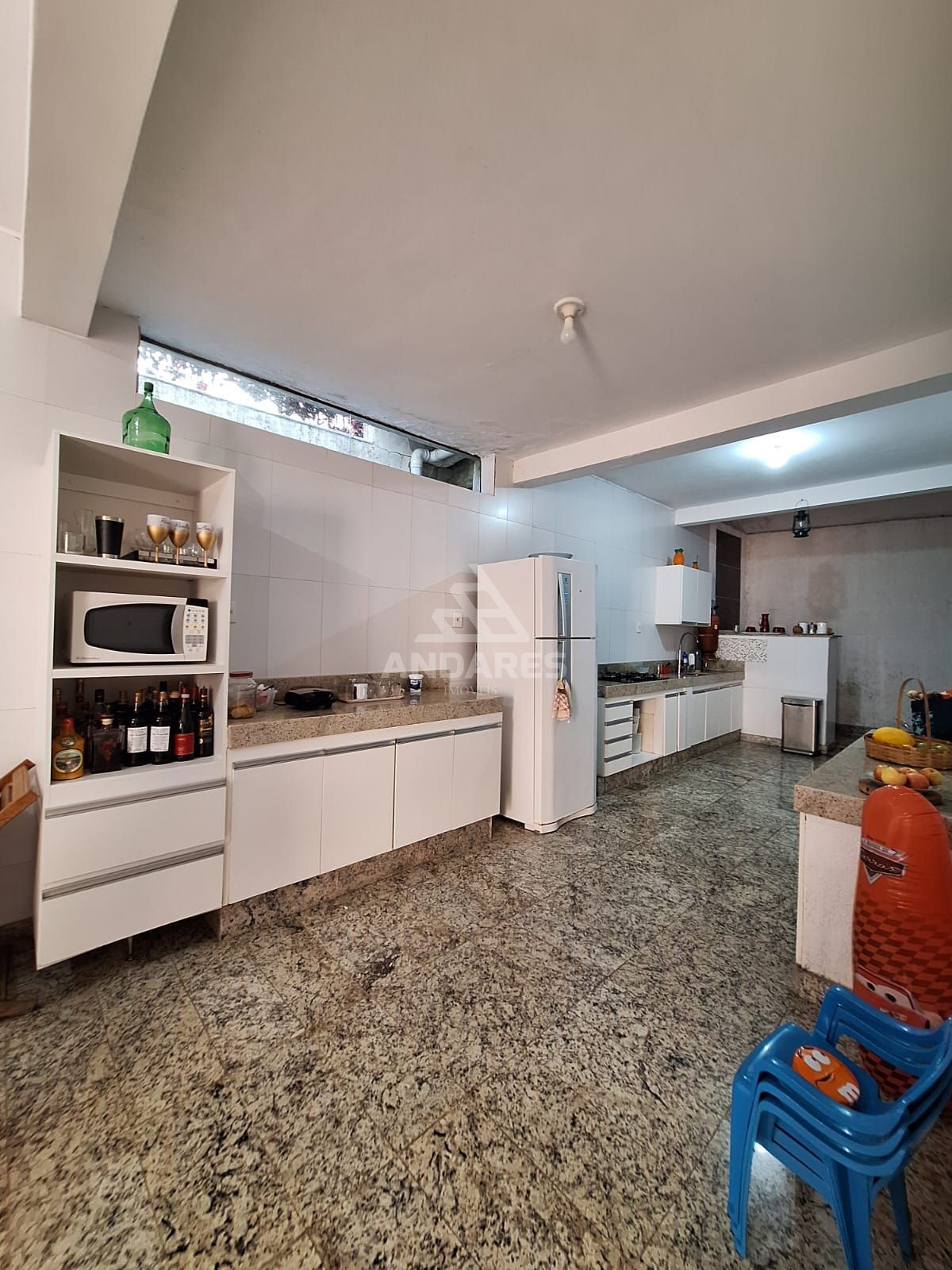 Casa à venda com 3 quartos, 1000m² - Foto 15