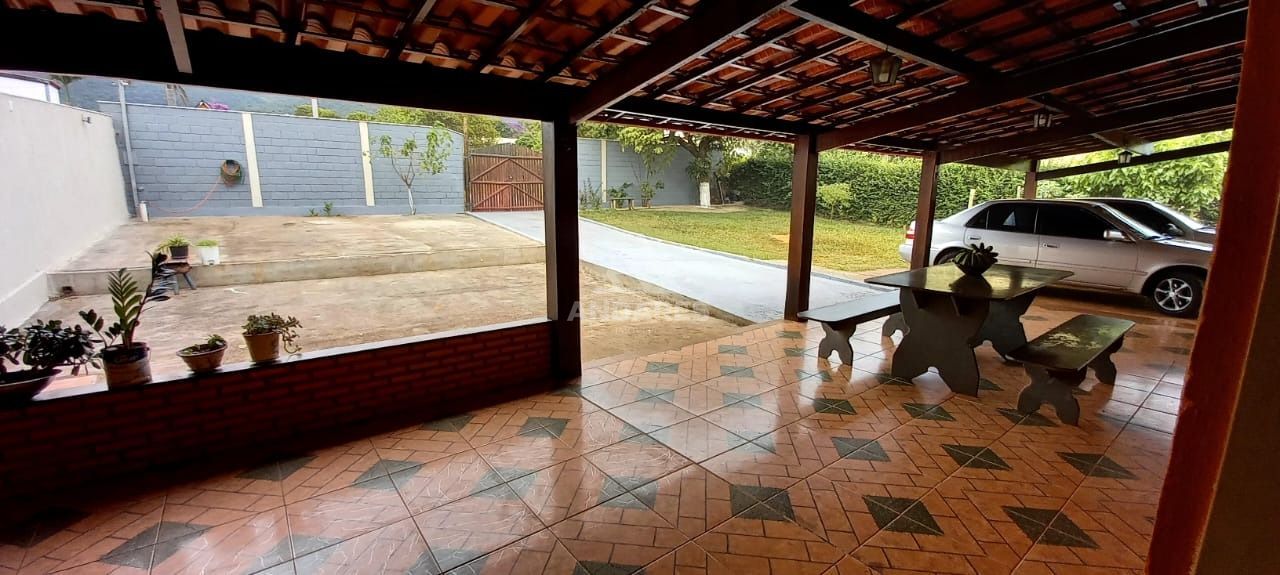 Chácara à venda com 2 quartos, 120m² - Foto 3