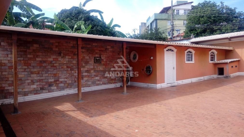 Casa à venda com 4 quartos, 360m² - Foto 7