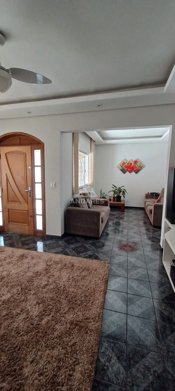 Casa à venda com 3 quartos, 360m² - Foto 11