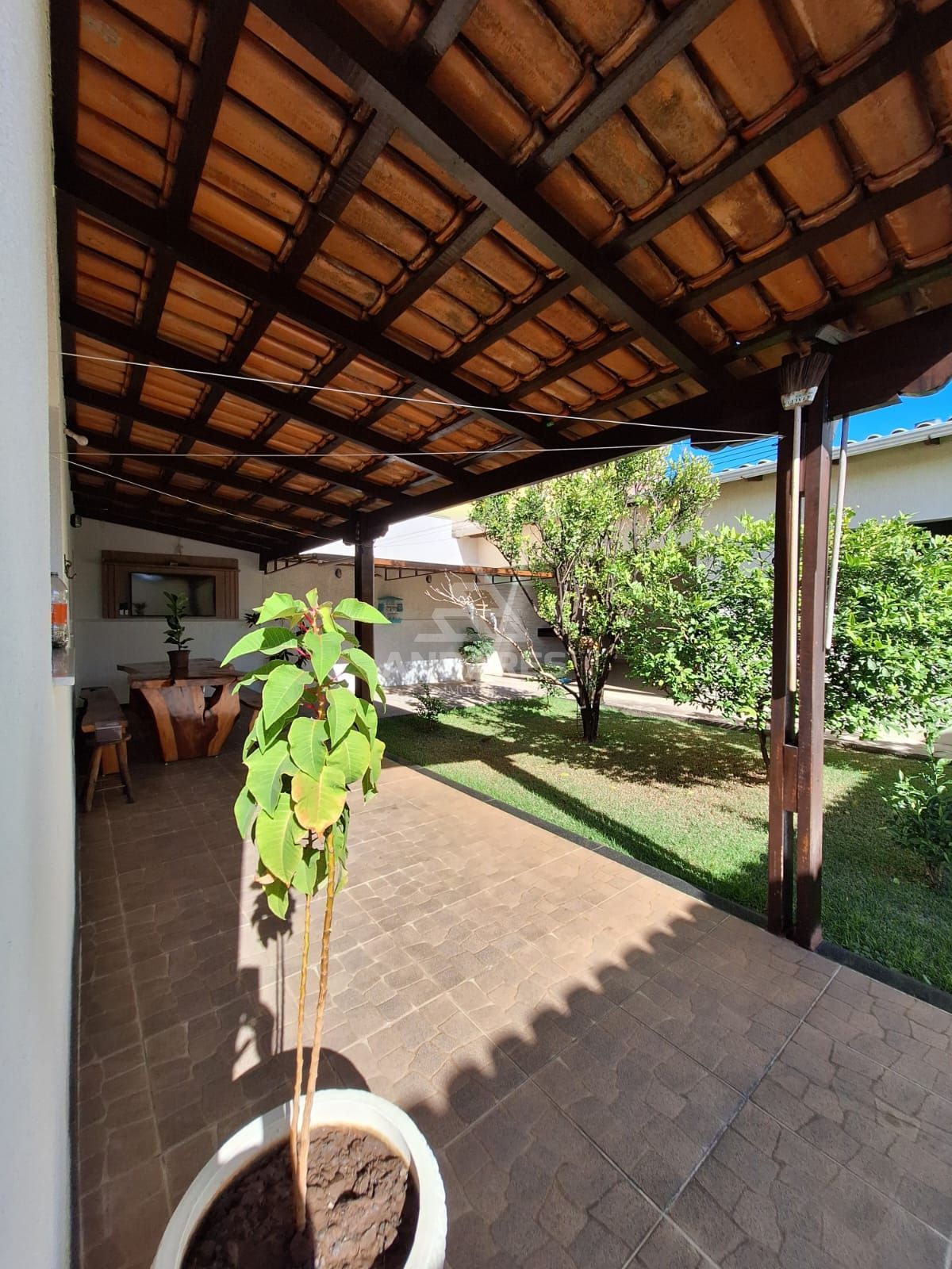 Casa à venda com 2 quartos, 360m² - Foto 25