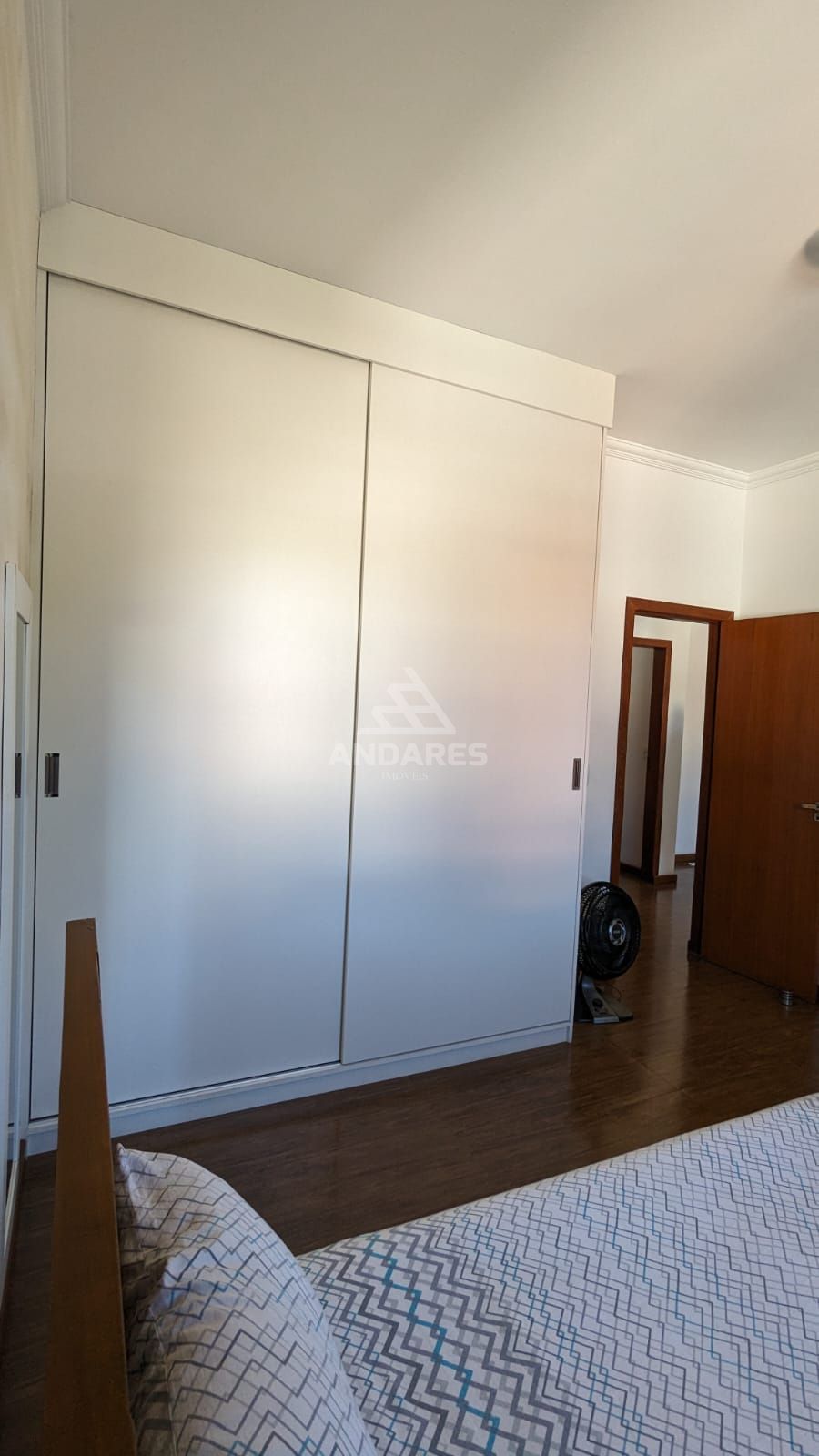 Casa à venda com 4 quartos, 240m² - Foto 17