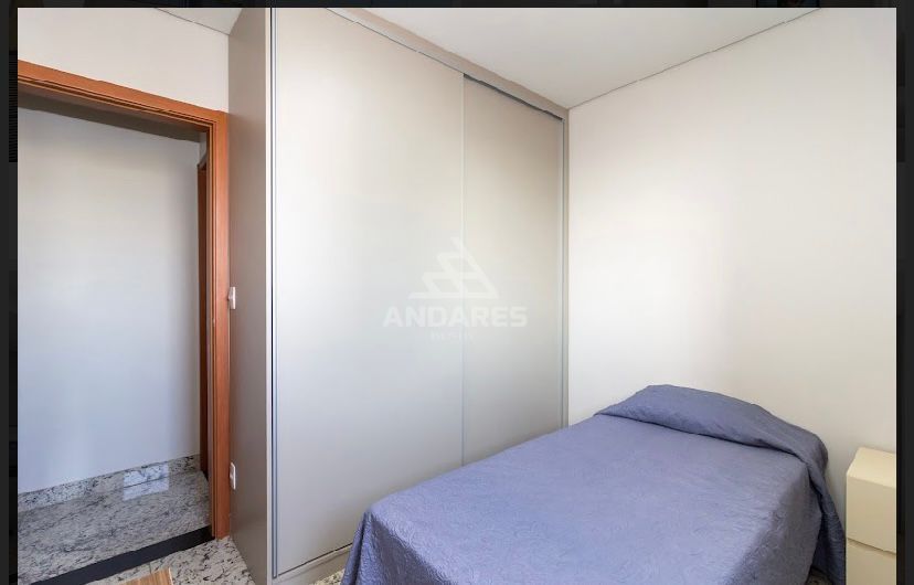 Apartamento à venda com 3 quartos, 174m² - Foto 3