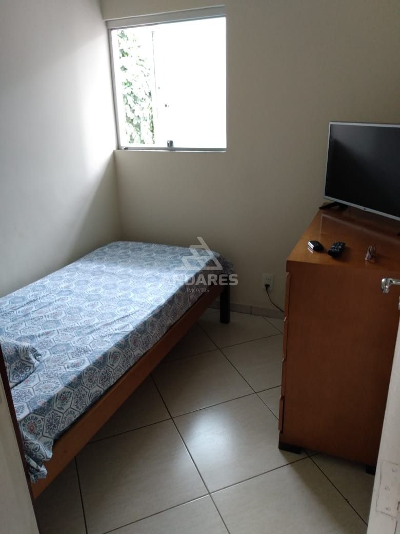 Chácara à venda com 3 quartos, 1500m² - Foto 11