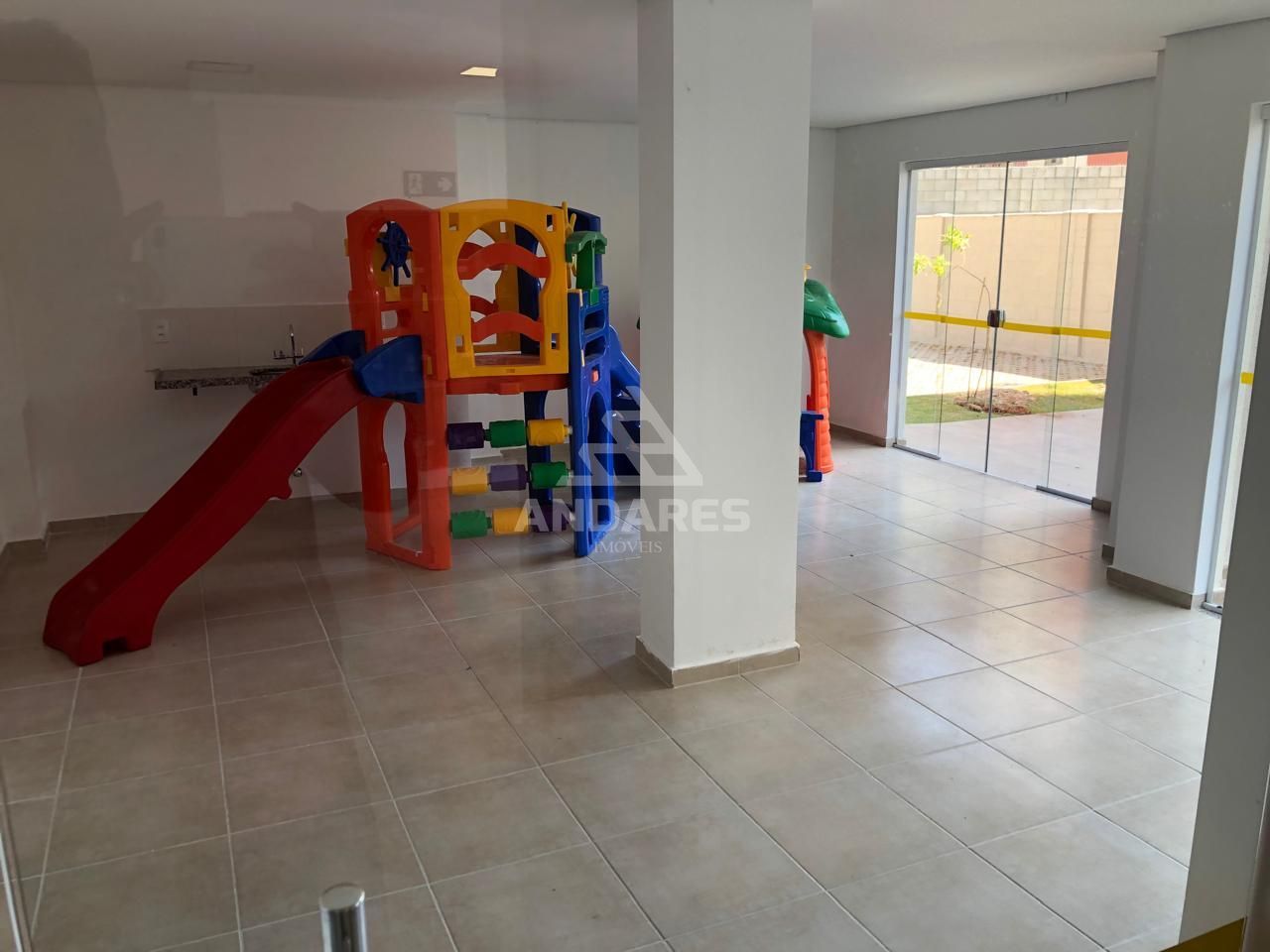 Apartamento para alugar com 2 quartos, 65m² - Foto 3