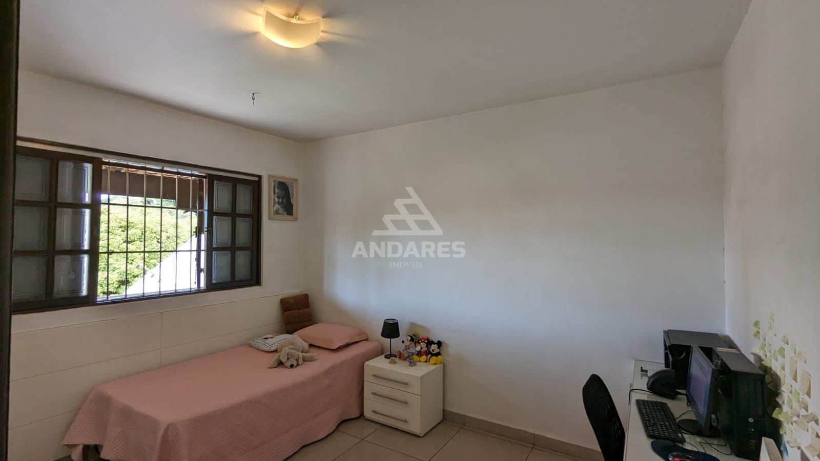 Casa à venda com 3 quartos, 360m² - Foto 17