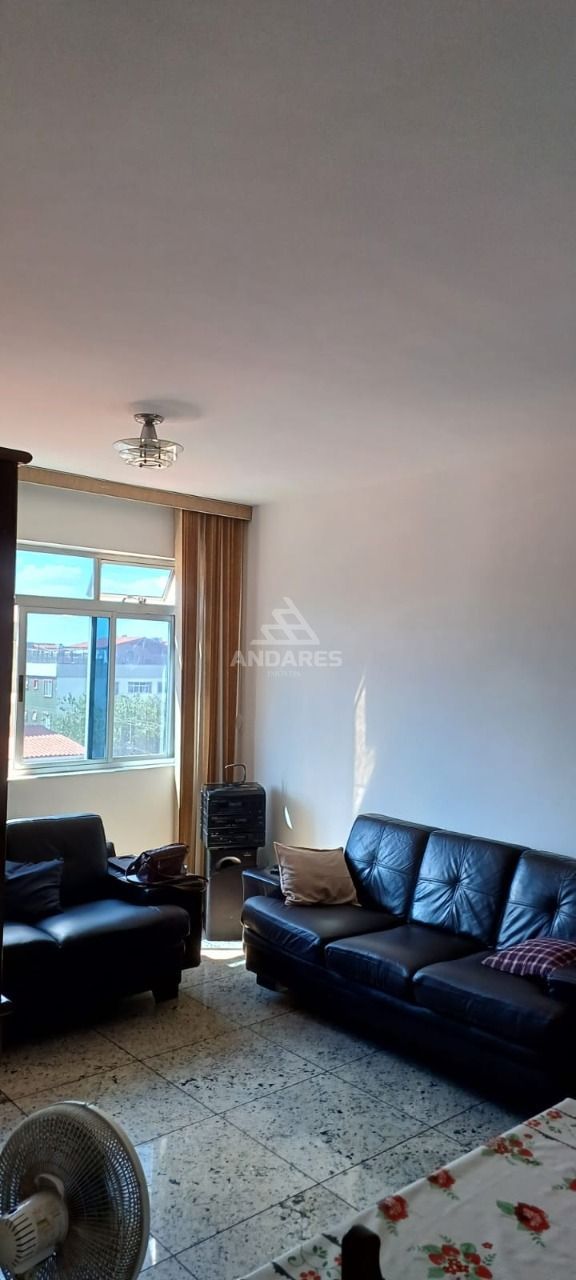 Apartamento à venda com 3 quartos, 180m² - Foto 11