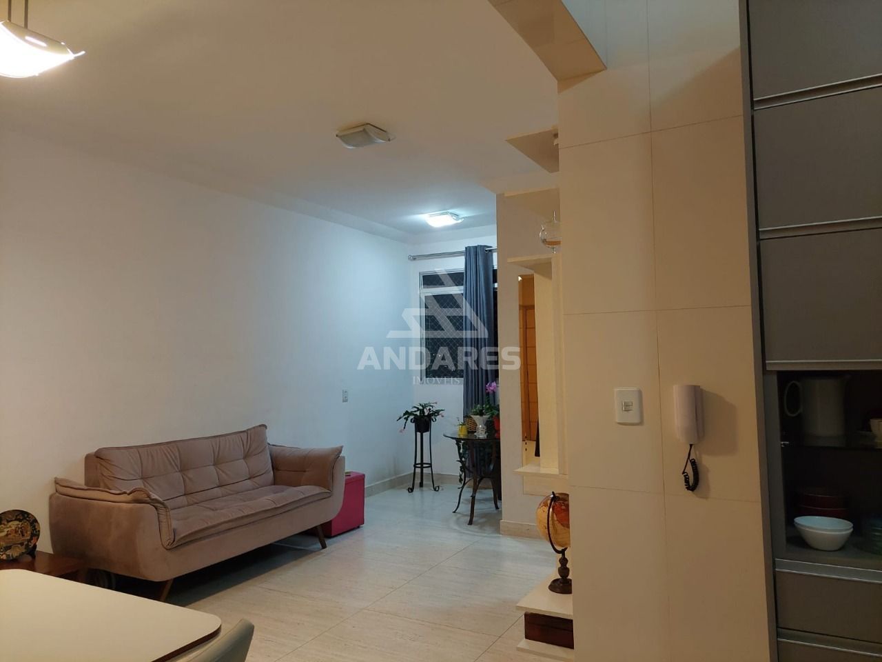 Apartamento à venda com 2 quartos, 72m² - Foto 5