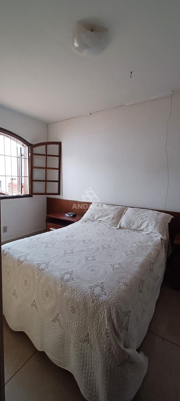 Casa à venda com 3 quartos, 360m² - Foto 21