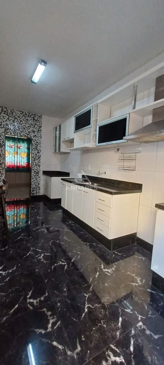 Casa à venda com 4 quartos, 160m² - Foto 6