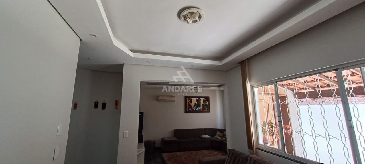 Casa à venda com 3 quartos, 360m² - Foto 15