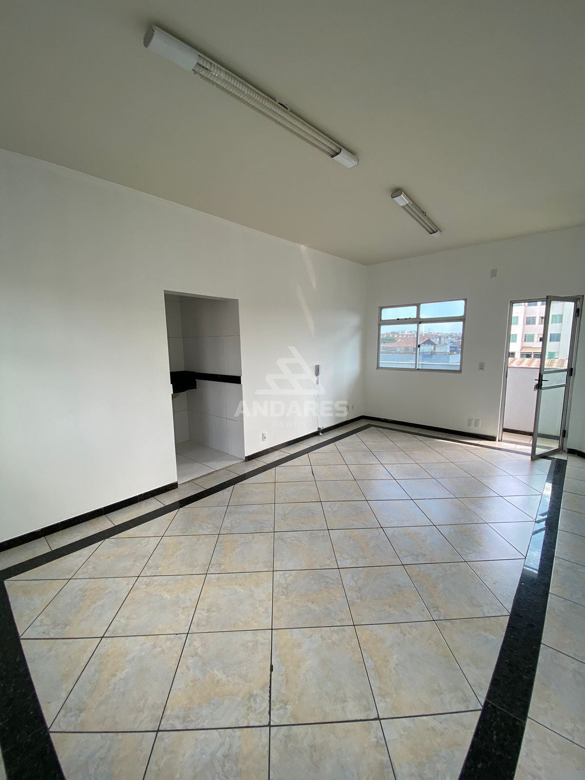 Loja-Salão para alugar com 1 quarto, 25m² - Foto 3