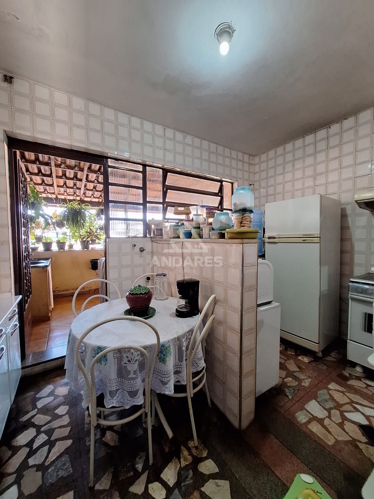 Casa à venda com 3 quartos, 360m² - Foto 11