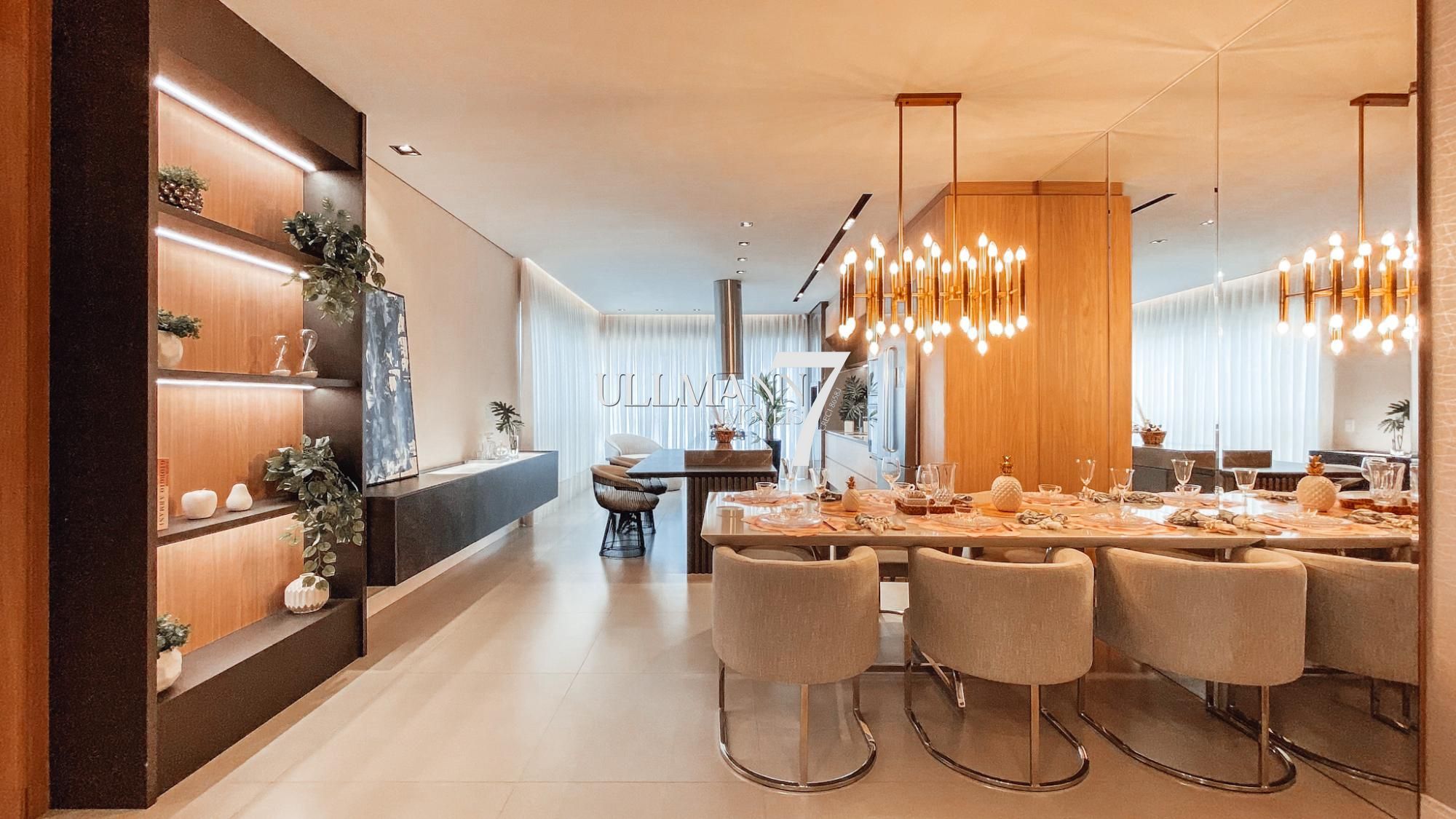 Apartamento de 3 quartos, 121m² no bairro Centro, em Penha | Eu Corretor